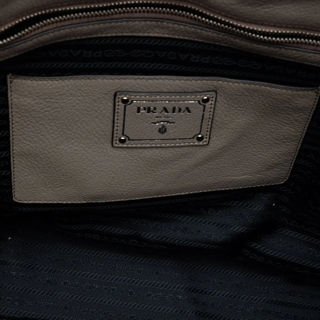 Prada Vitello Daino Side Zip Convertible Tote Brown Leather Very good - Model View