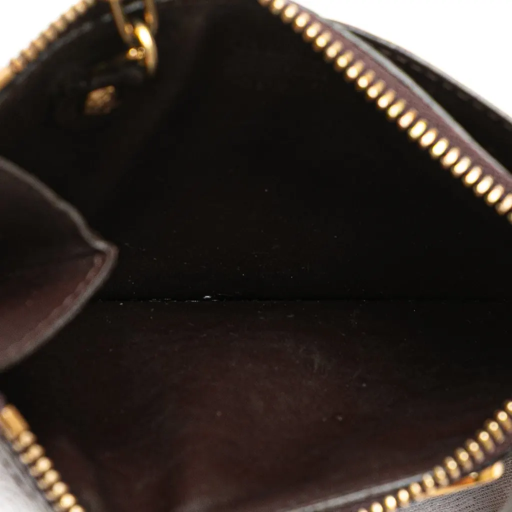 Louis Vuitton Monogram Vernis Key Pouch Purple Leather Very good - Model View