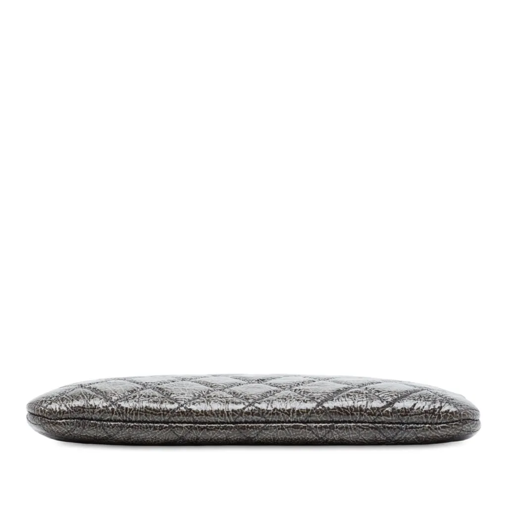 Chanel Small Quilted Crinkled Patent O Case Clutch MultiColor Leather Very good - Inside View