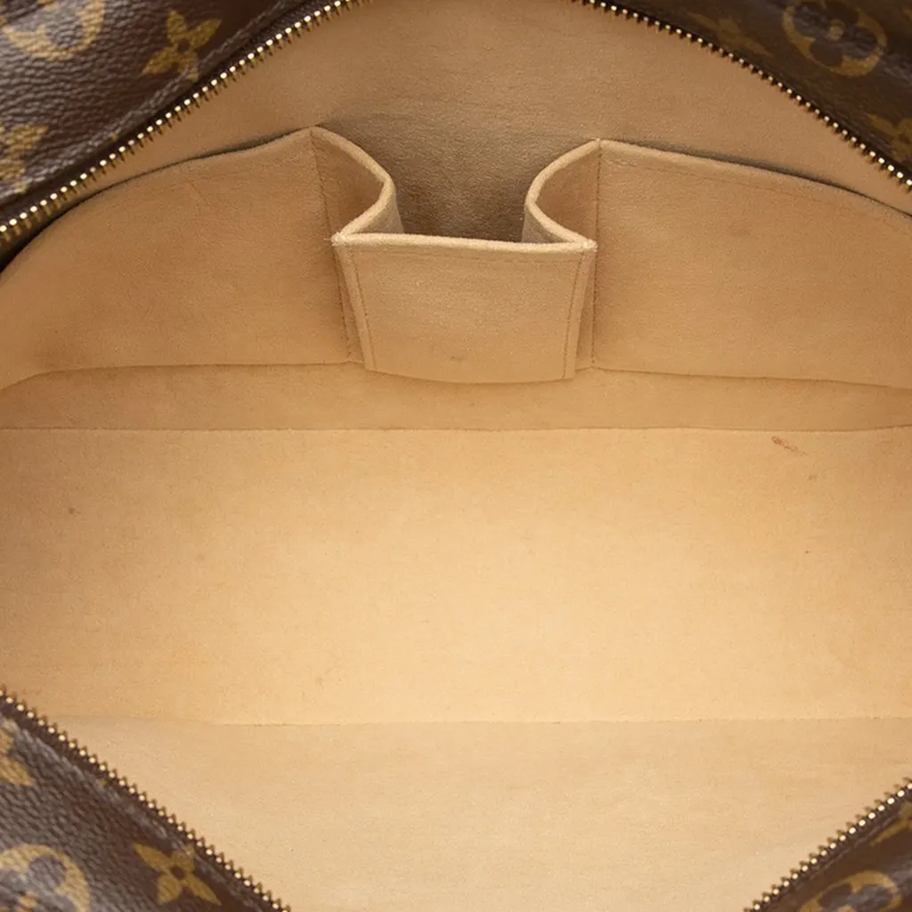 Louis Vuitton Monogram Luco Brown Very good - Model View