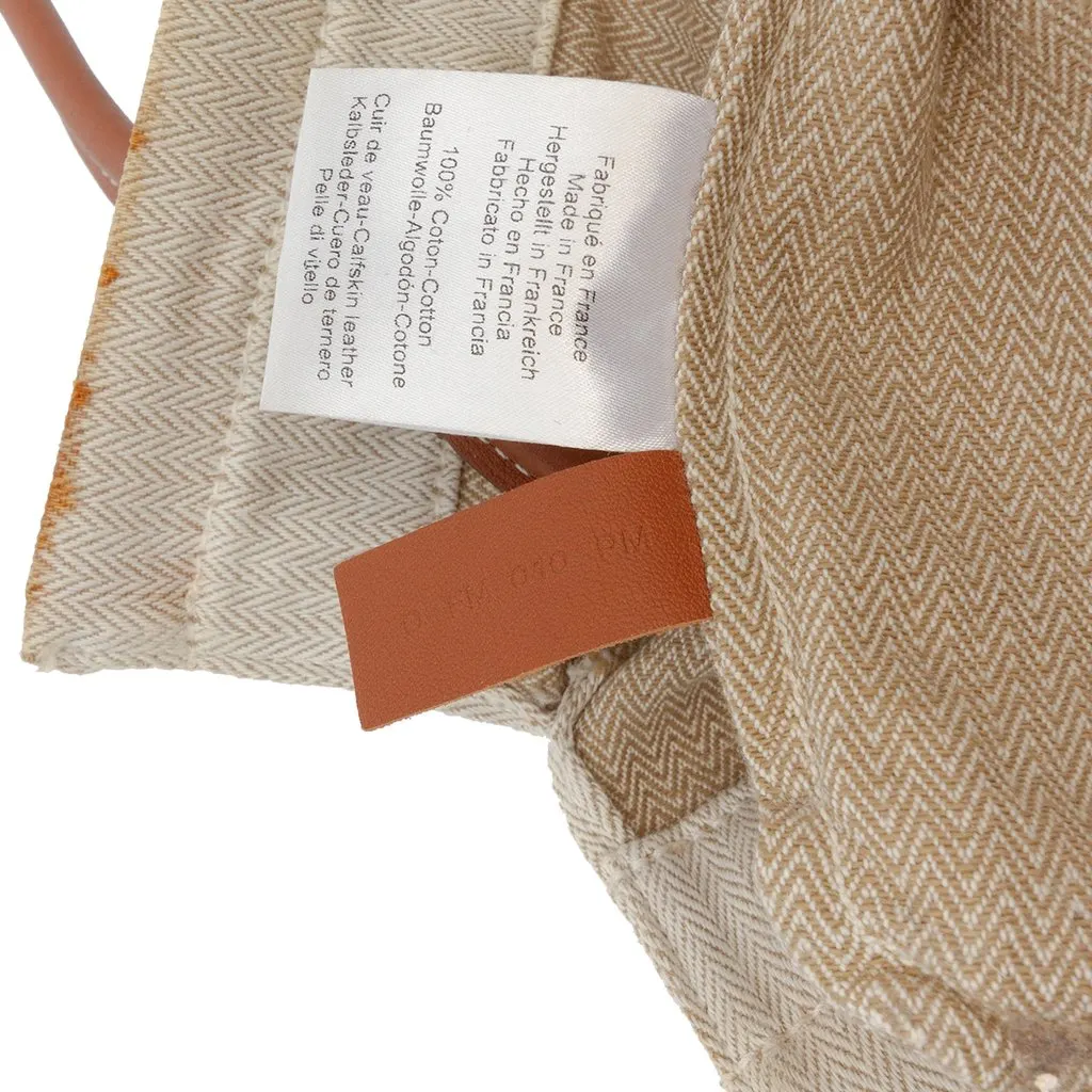 Hermès Toile Aline Grooming Bag MM Beige Good - Box View