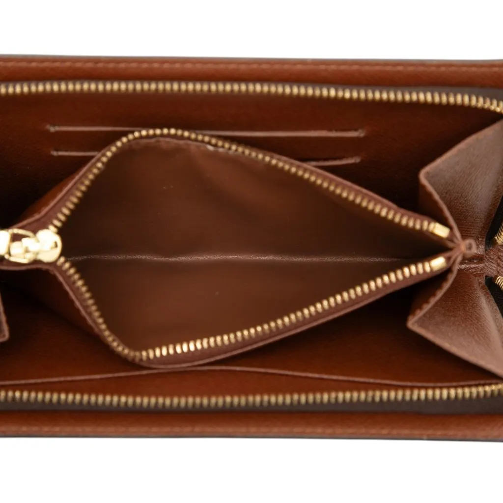 Louis Vuitton Monogram Porte Monnaie Zippy Long Wallet Brown Very good - Model View