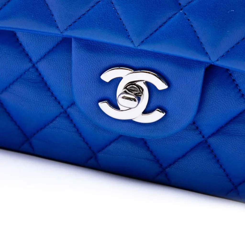 Chanel Medium Classic Lambskin Double Flap Blue Leather Very good - Box View