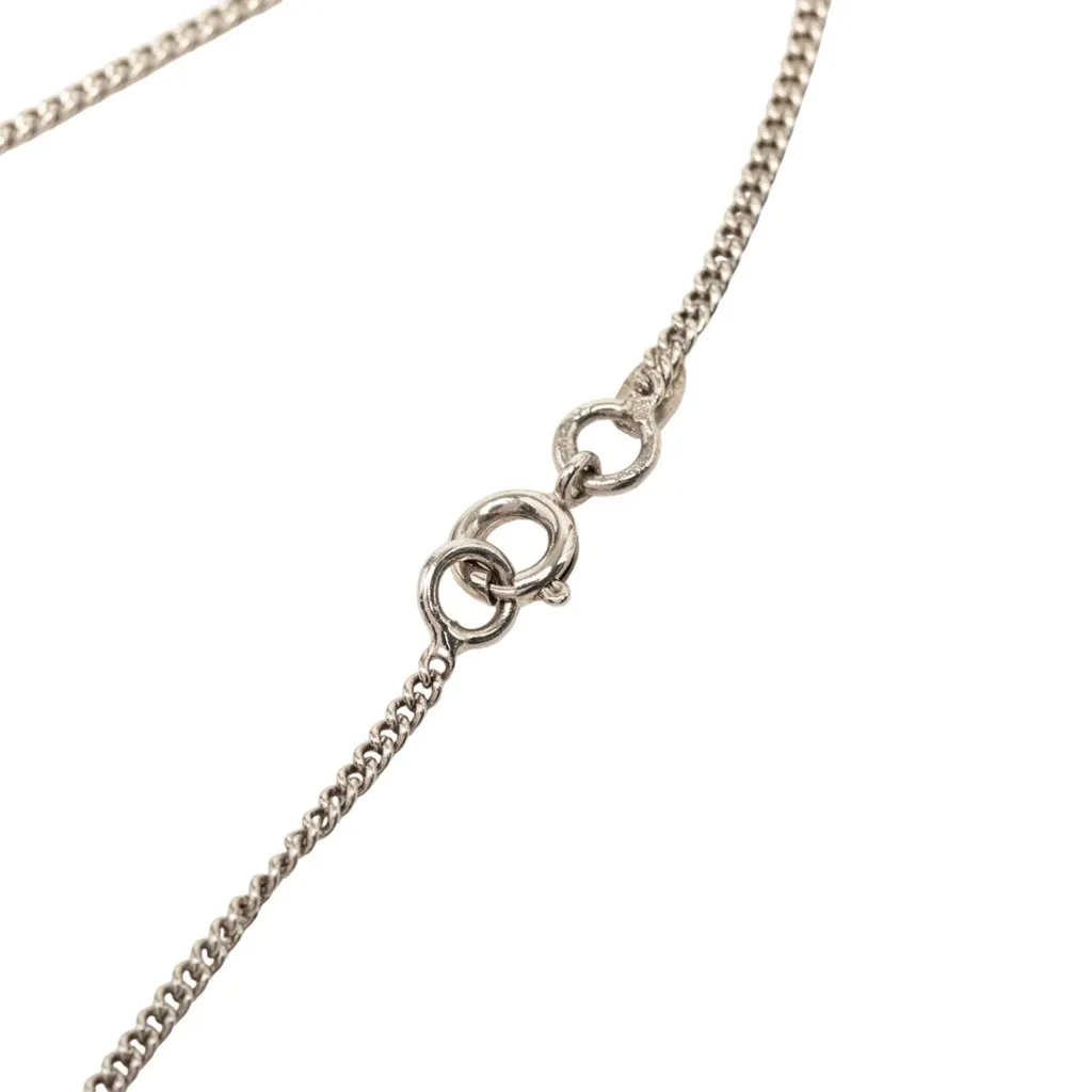 Chanel CC Brass Heart Pendant Necklace Silver Metal Very good - Model View