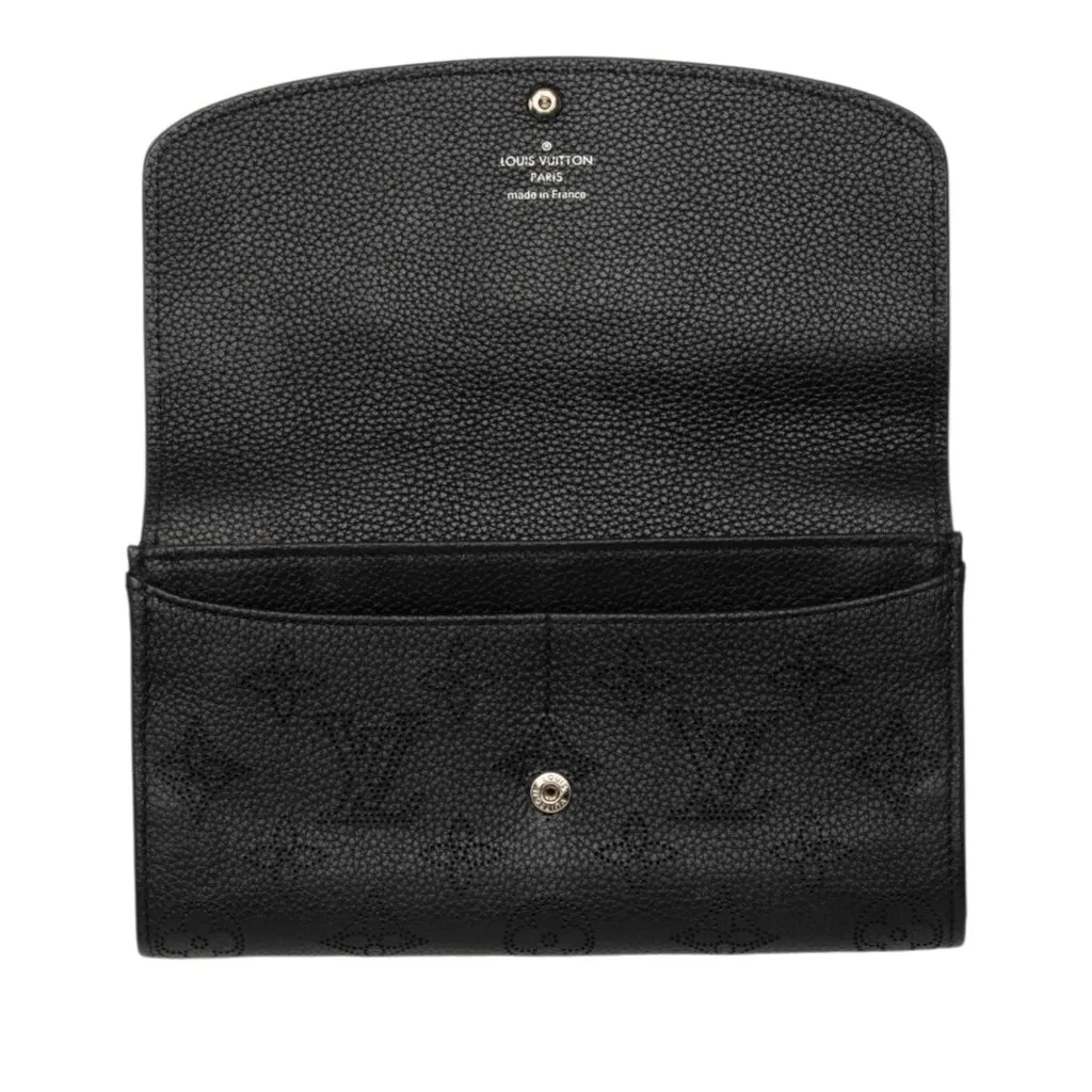 Louis Vuitton Monogram Mahina Iris Long Wallet Black Leather Very good - Model View