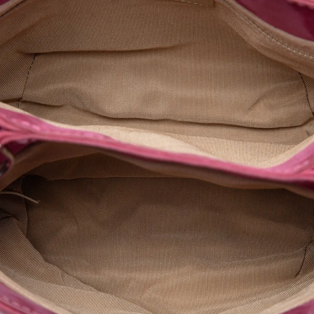 Chanel Mini Quilted Nubuck Trianon Messenger Flap Pink Leather Very good - Model View