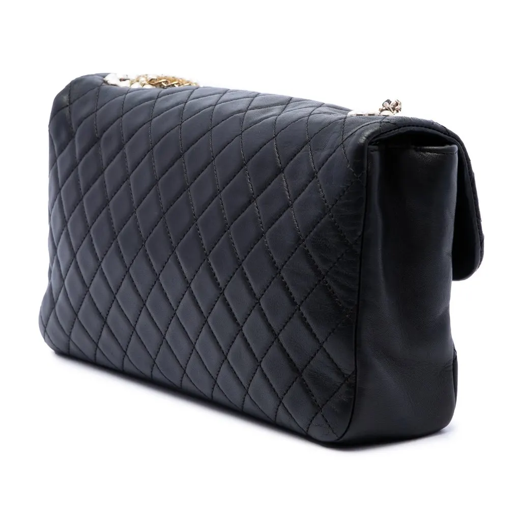 Chanel Medium Quilted Lambskin Westminster Pearl Flap Black Leather Very good - Back View