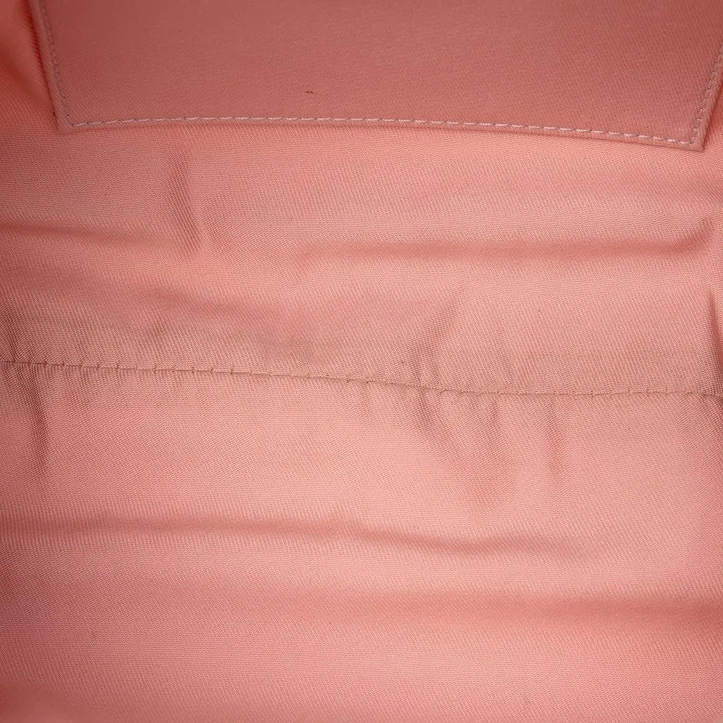 Gucci GG Canvas Abbey D Ring Pochette Pink Very good - Model View