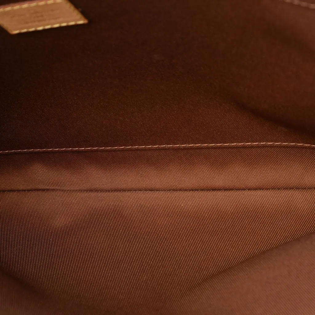 Louis Vuitton Monogram Etui Voyage MM Brown Very good - Model View
