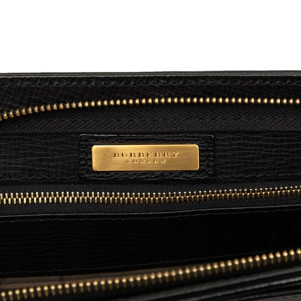 Burberry Leather Clutch Black Leather Very good - Box View