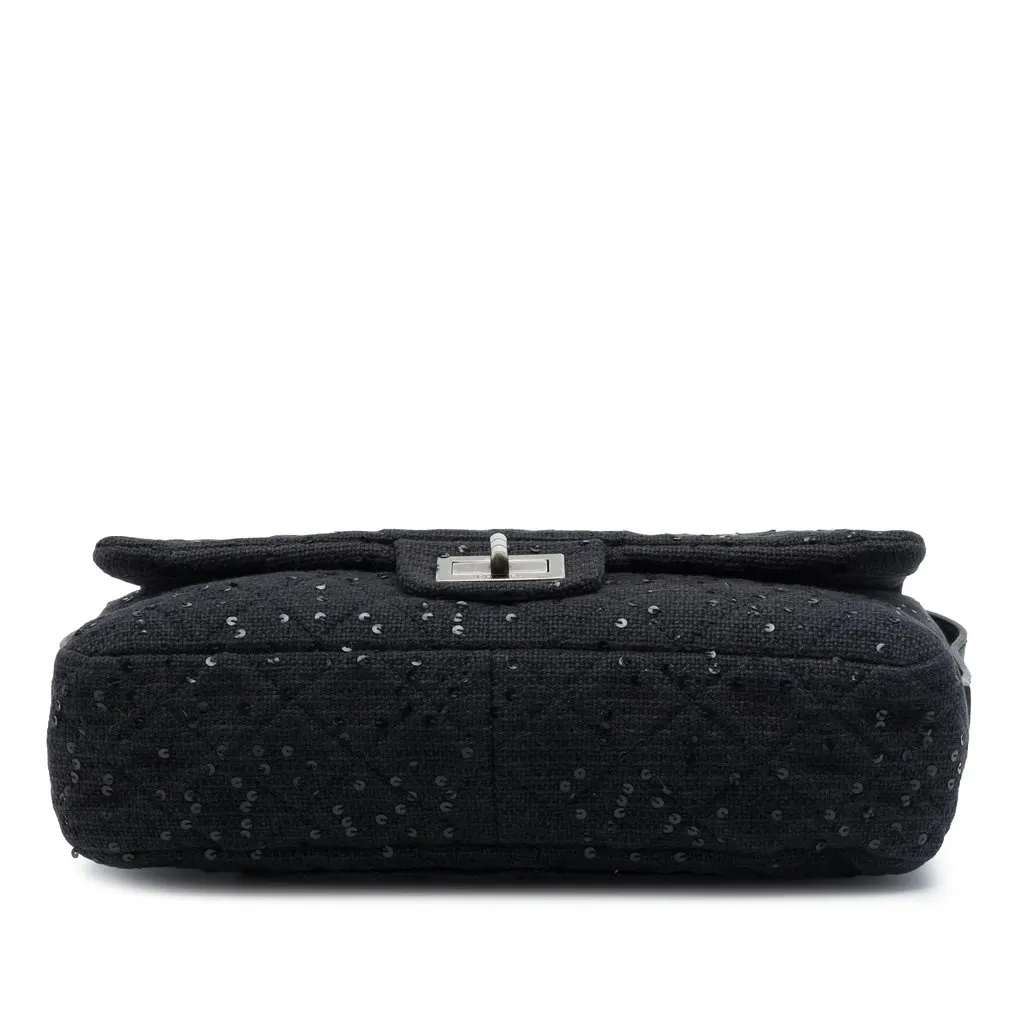 Chanel Jumbo Sequin Embellished Quilted Tweed Reissue 2.55 Messenger Flap Black Tweed Very good - Inside View