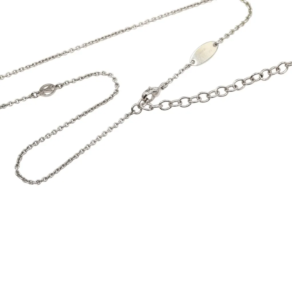 Louis Vuitton Brass Essential V Supple Necklace Silver Metal Very good - Model View