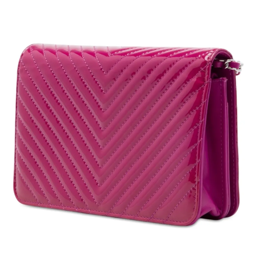 Chanel CC Patent Diamond Quilted Wallet On Chain Pink Leather Very good - Back View