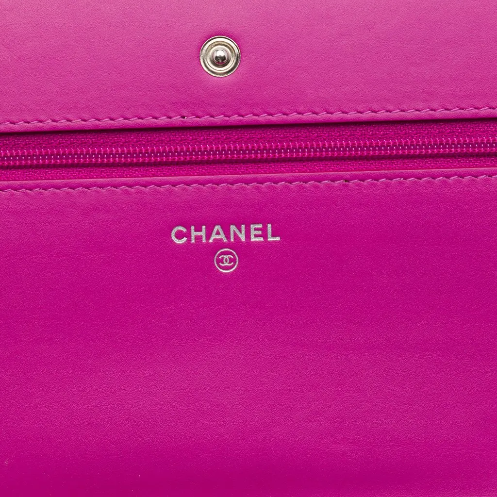 Chanel CC Patent Diamond Quilted Wallet On Chain Pink Leather Very good - Box View