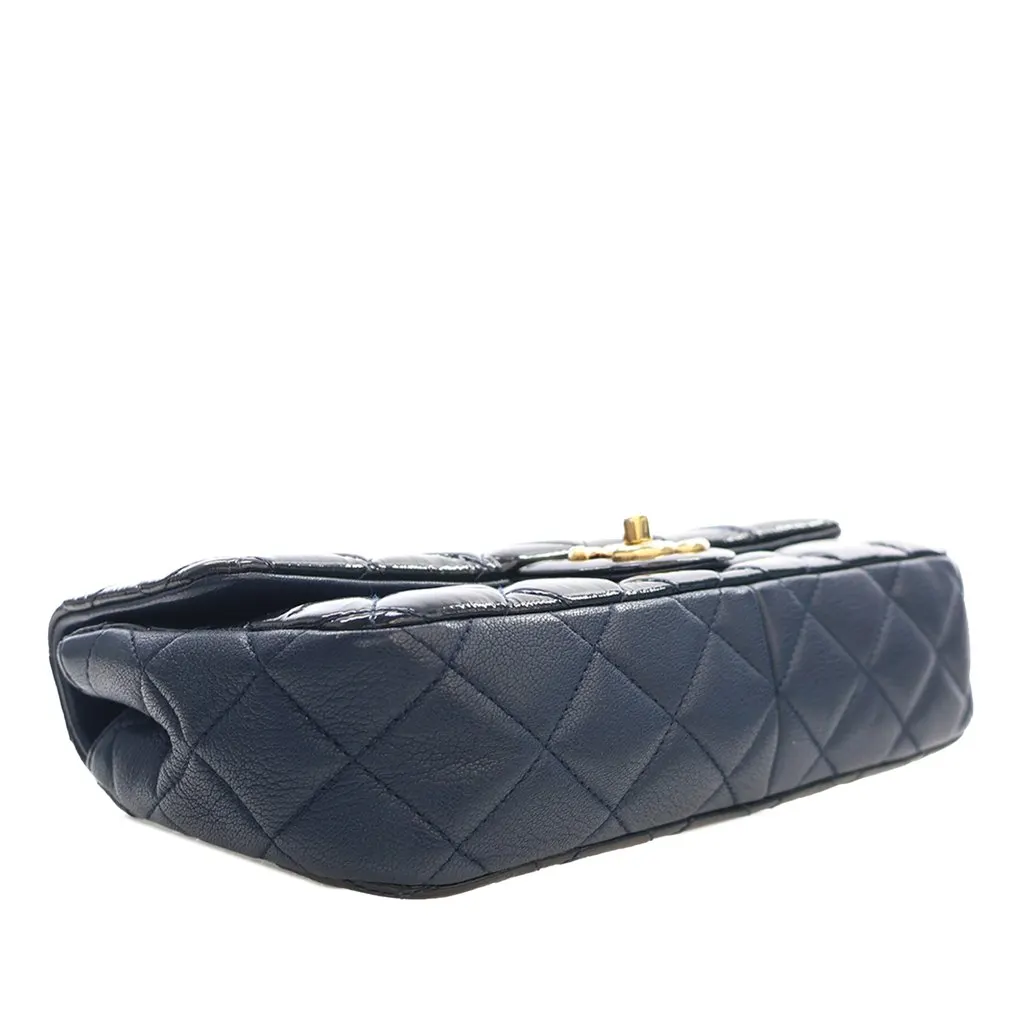 Chanel Paris Salzburg Medium Patent and Goatskin CC Eyelet Flap Blue Leather Very good - Box View