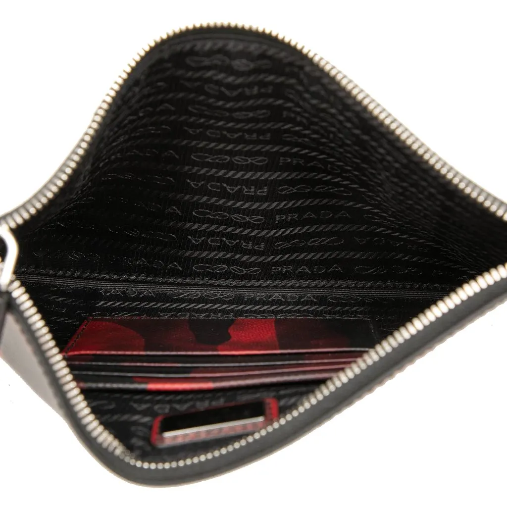 Prada Tessuto Camouflage Clutch Red Leather Very good - Model View