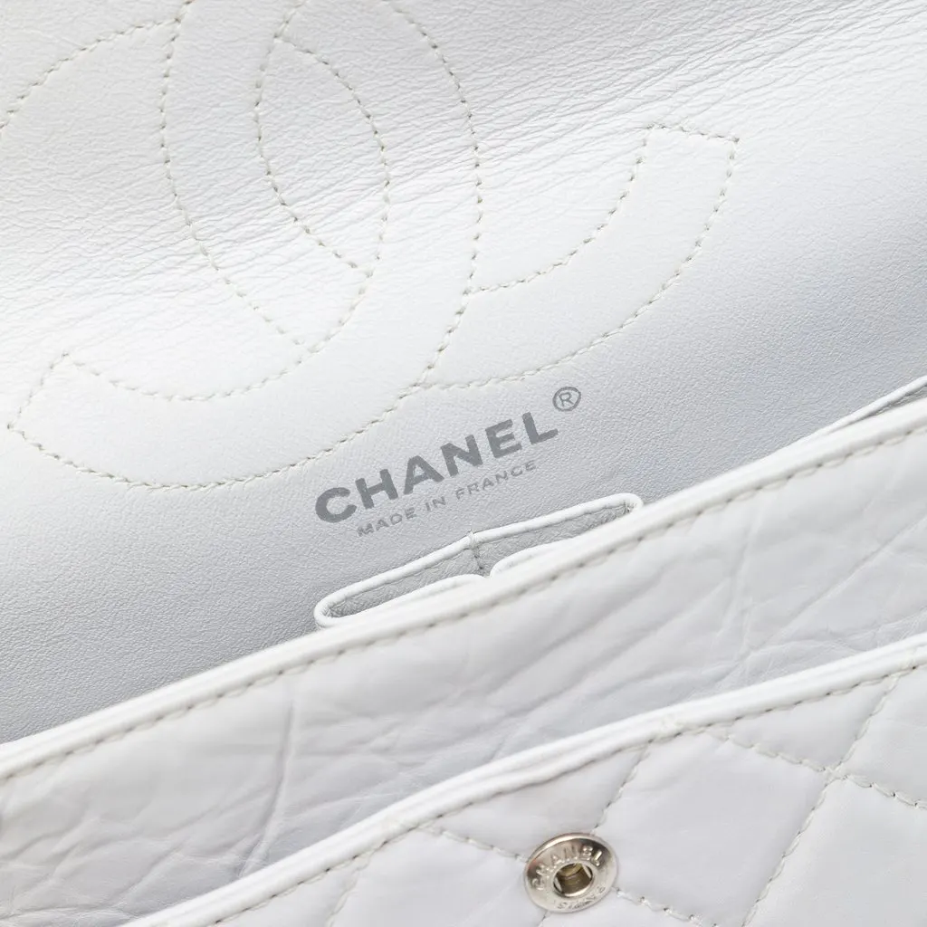 Chanel Quilted Aged Calfskin Reissue 2.55 Double Flap 226 White Leather Very good - Box View