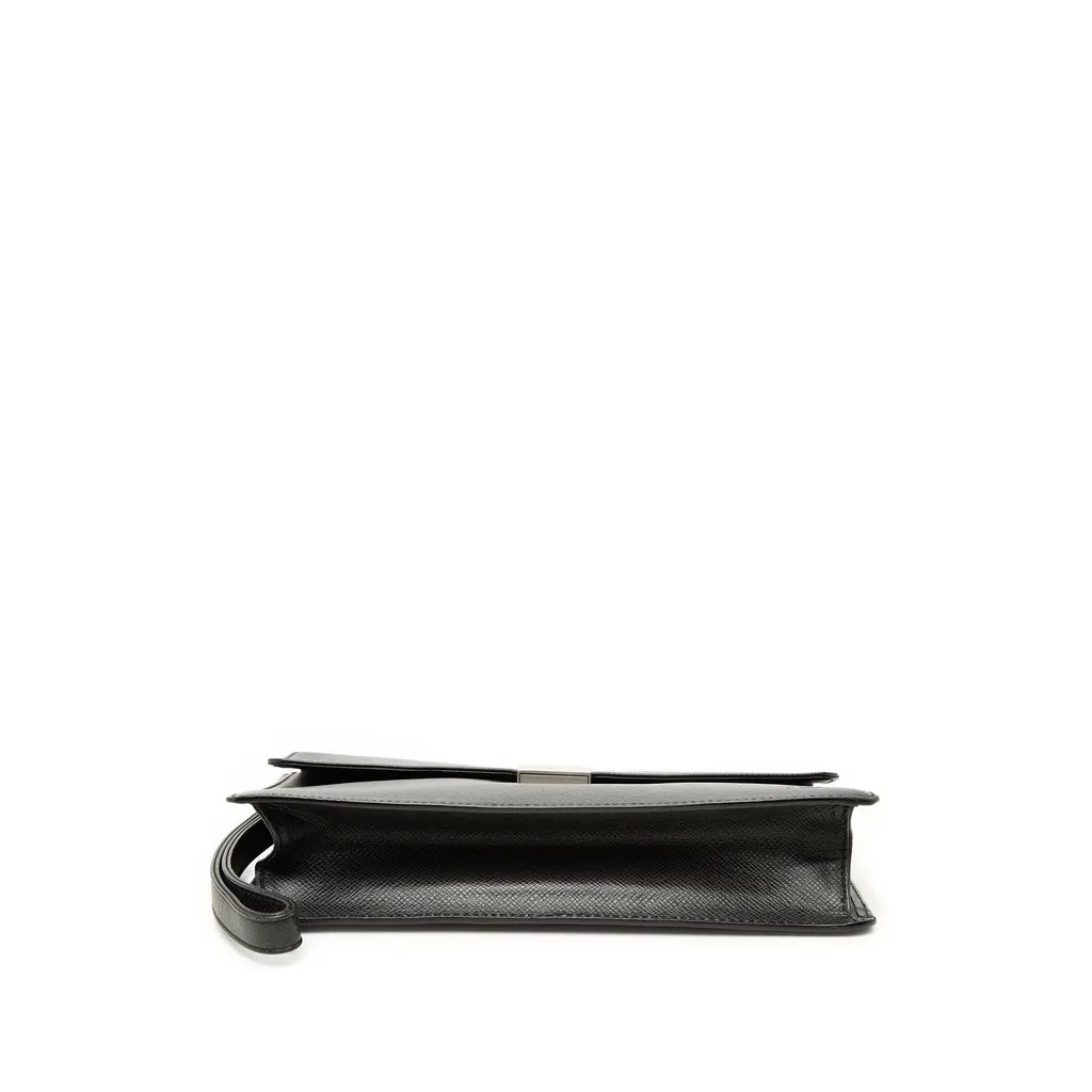 Louis Vuitton Taiga Selenga Black Leather Very good - Inside View