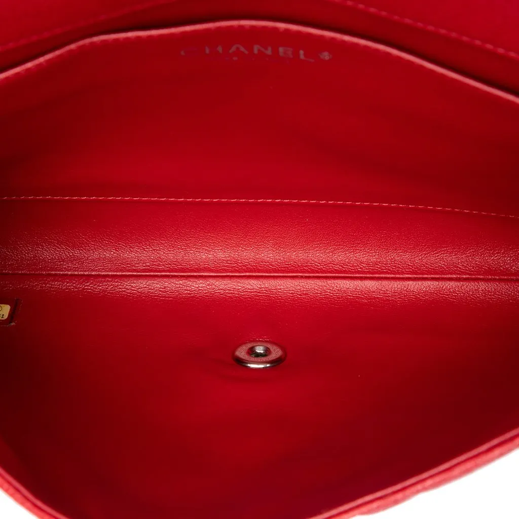 Chanel CC Quilted Caviar Flap Clutch on Chain Red Leather Very good - Model View