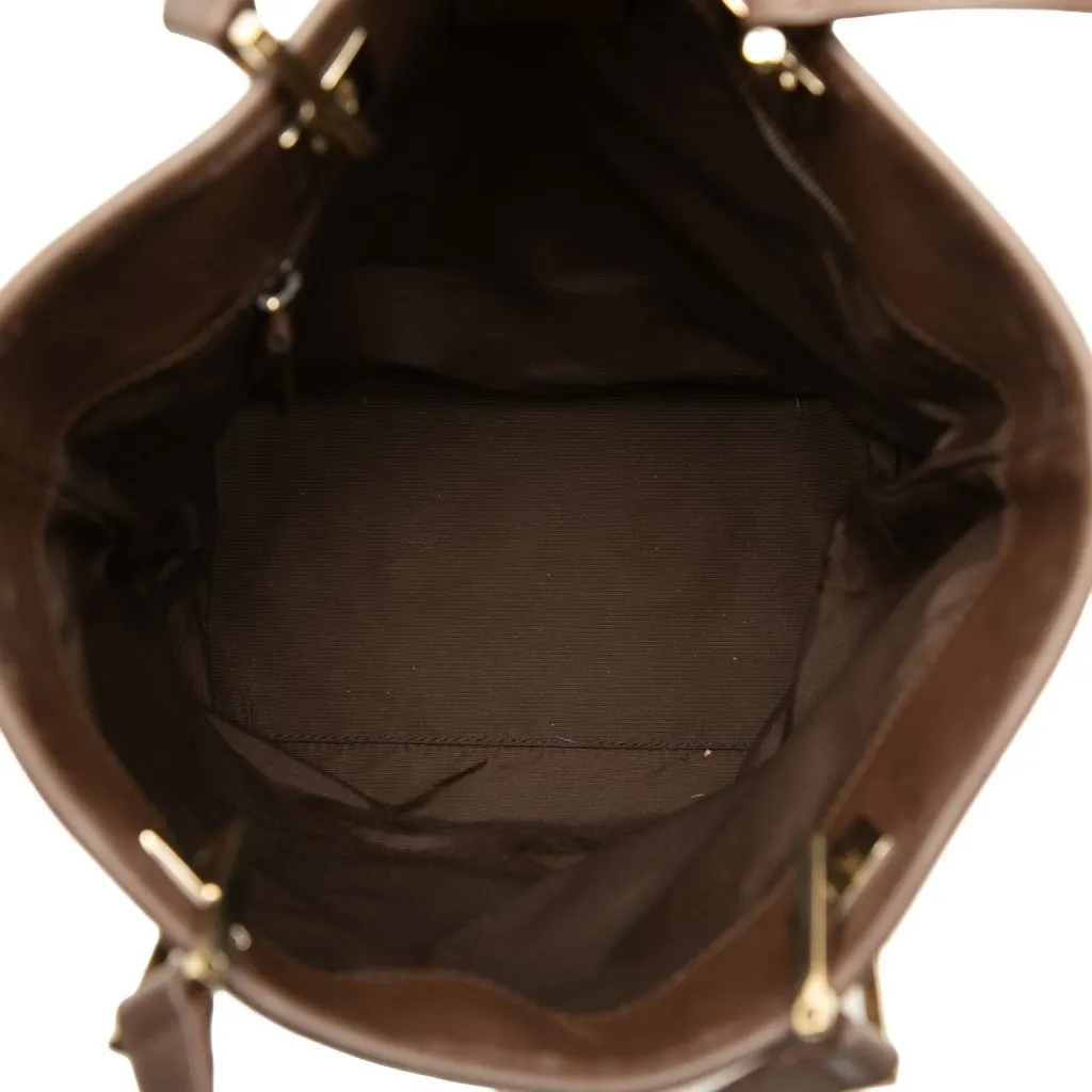Gucci GG Canvas Tote Beige Canvas Good - Model View