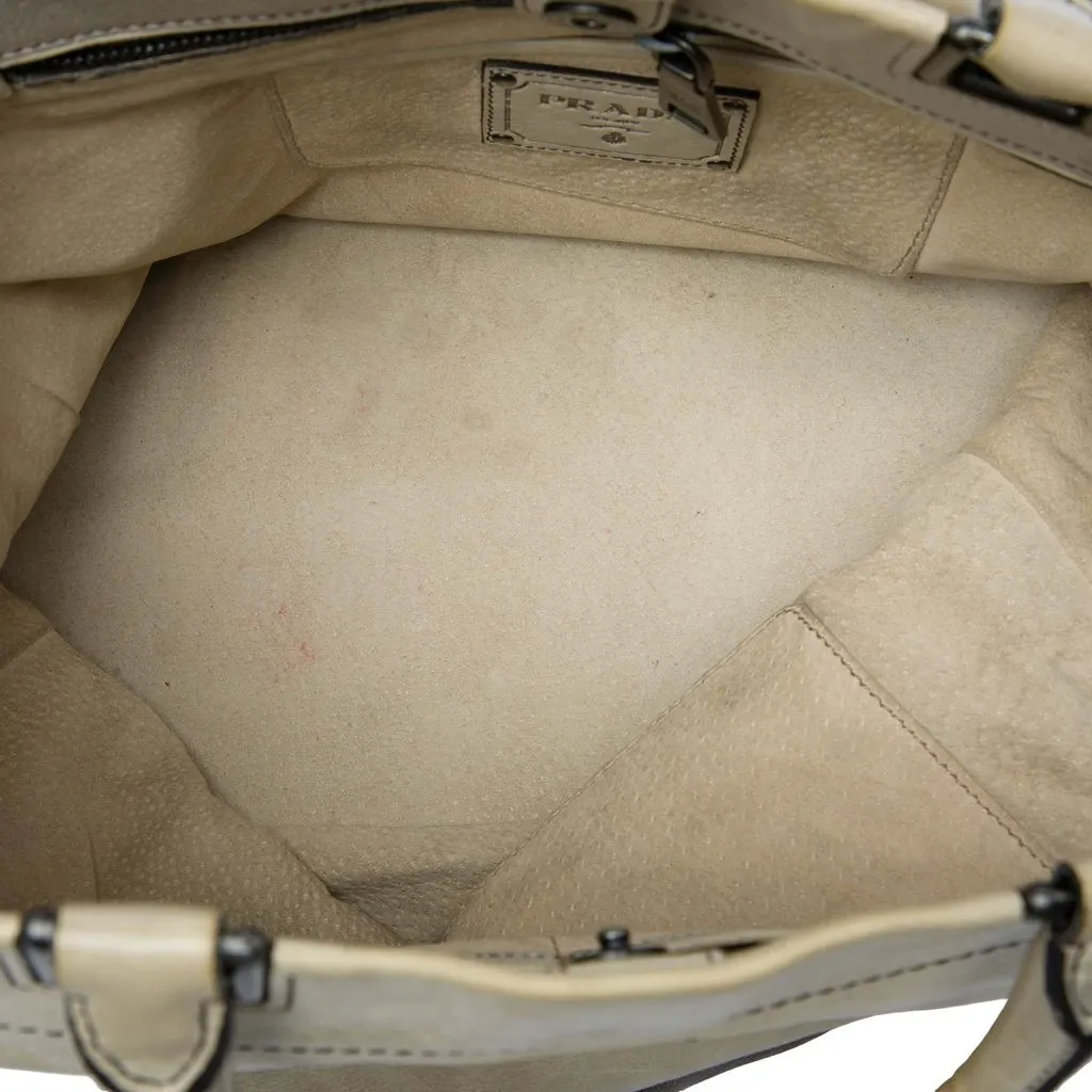 Prada Ombre Glace Calf Tote Beige Leather Very good - Model View