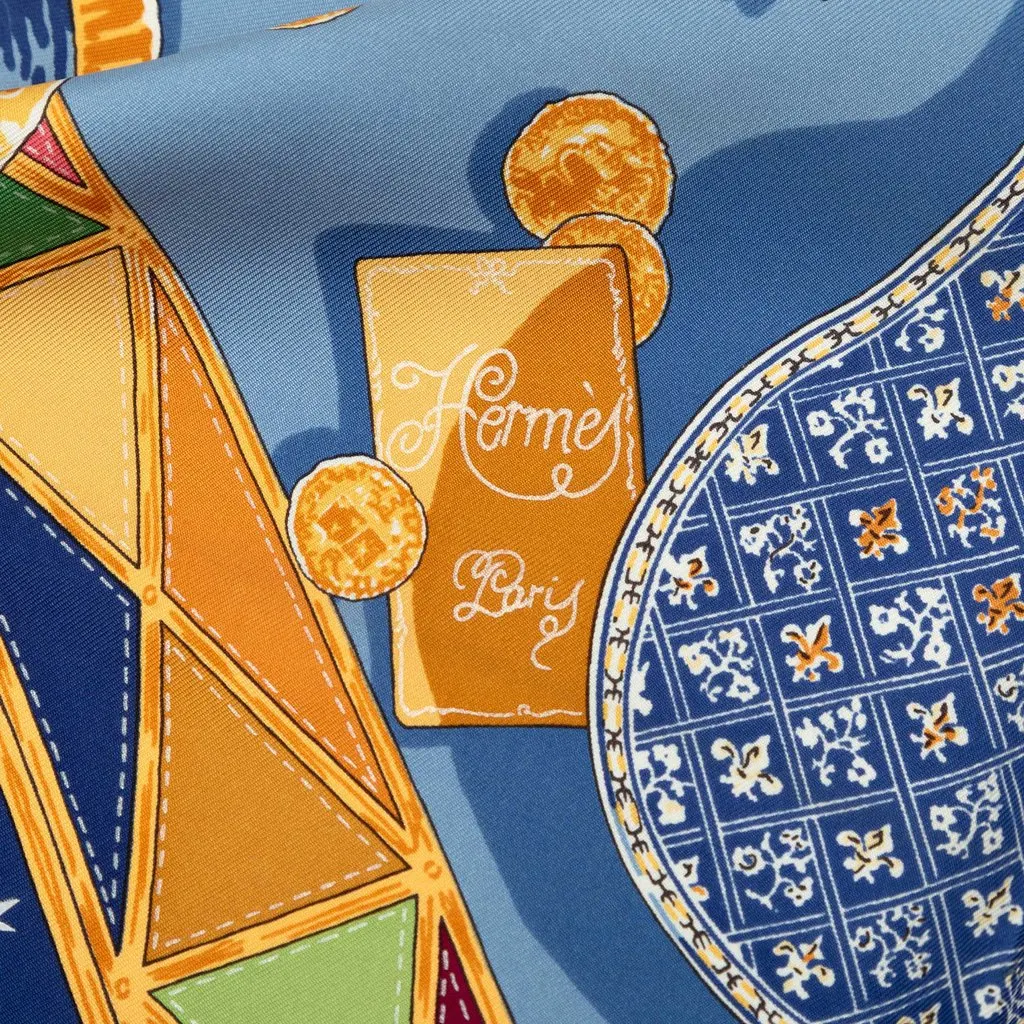 Hermès Au Clair De La Lune Silk Scarf 90 Blue Silk Very good - Inside View