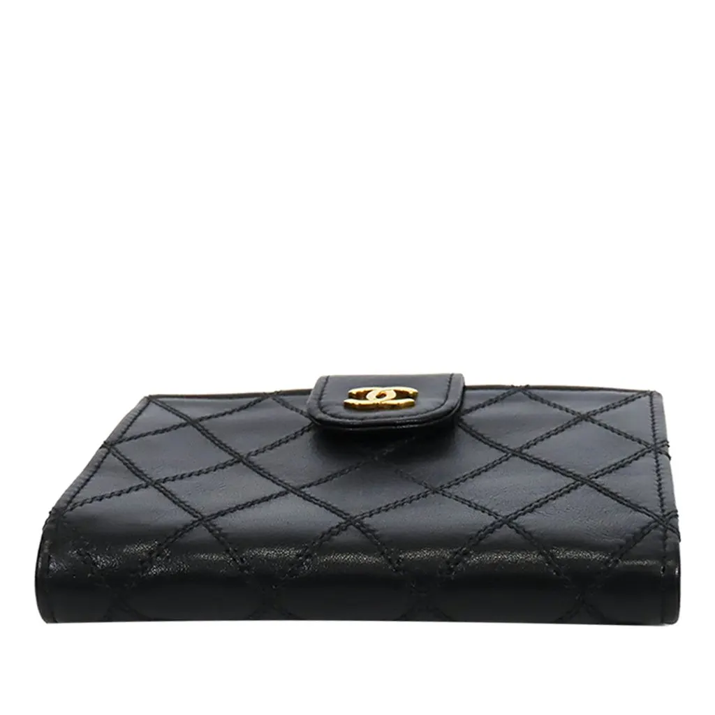 Chanel CC Quilted Lambskin Bifold Compact Wallet Black Leather Very good - Inside View