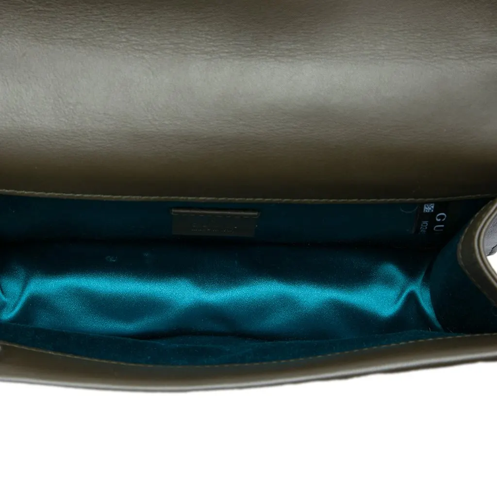 Gucci Medium GG Velvet Dionysus Crossbody Green Velvet Very good - Model View