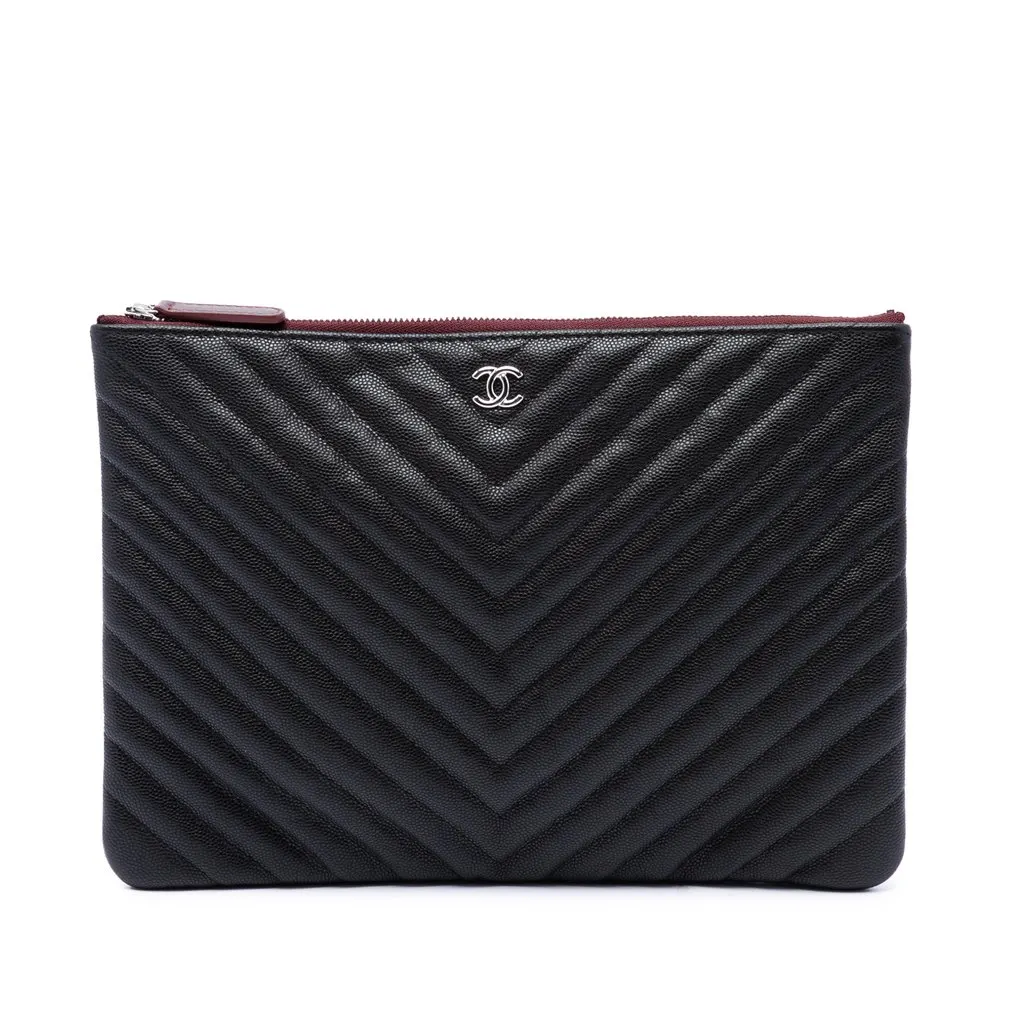 Chanel Medium CC Chevron Caviar O Case Clutch Black Leather Very good - Front View