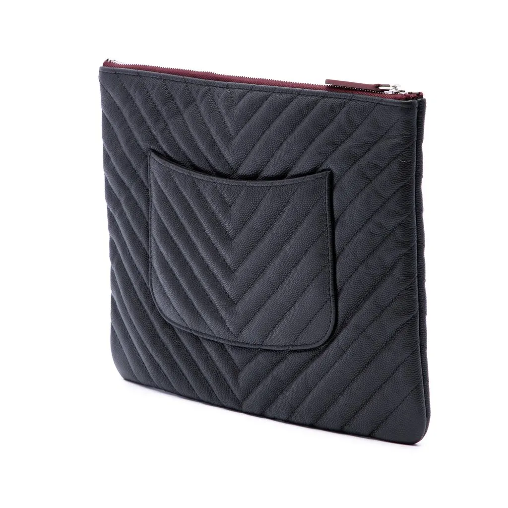 Chanel Medium CC Chevron Caviar O Case Clutch Black Leather Very good - Back View