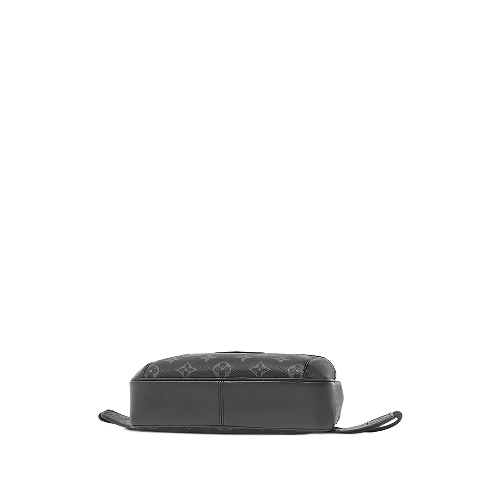 Louis Vuitton Monogram Eclipse Taigarama Outdoor Bumbag Black Canvas Very good - Inside View