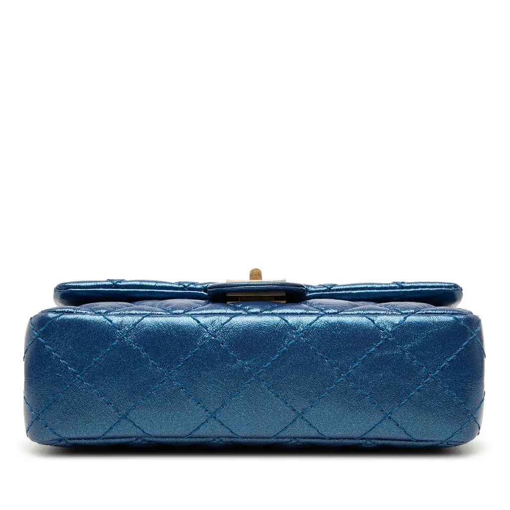 Chanel Quilted Metallic Aged Calfskin Reissue 2.55 Belt Bag Blue Leather Very good - Inside View