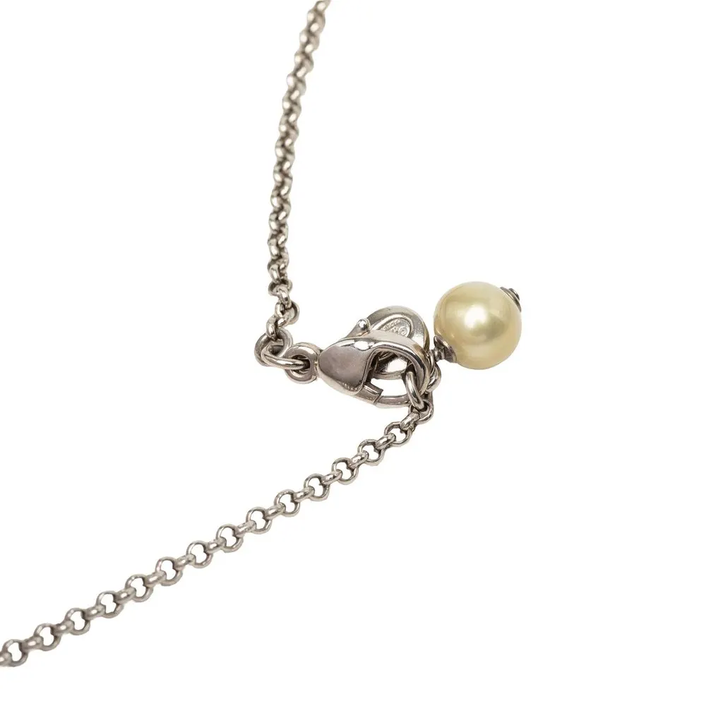 Chanel CC Brass Strass and Faux Pearl Pendant Necklace Silver Metal Very good - Model View