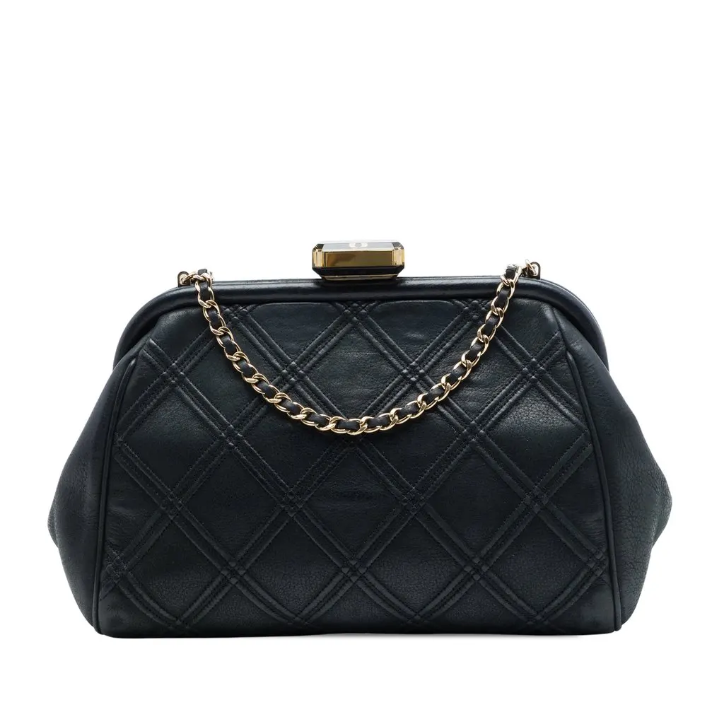 Chanel CC Quilted Lambskin Double Stitch Kiss Lock Clutch with Chain Black Leather Very good - Front View