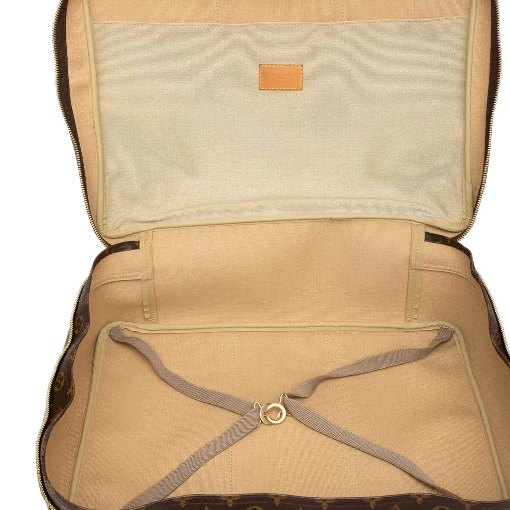 Louis Vuitton Monogram Sirius 45 Brown Canvas Good - Model View