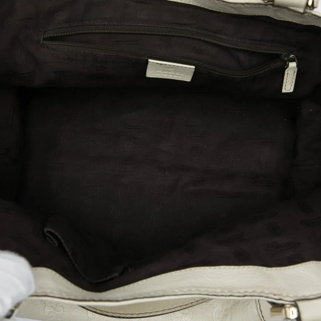 Gucci Guccissima New Ladies Tote White Leather Very good - Model View