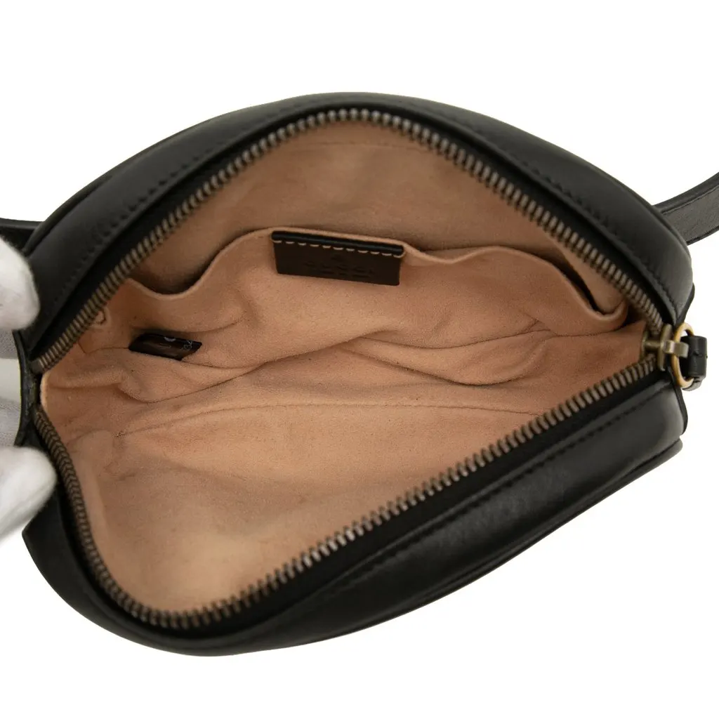Gucci GG Marmont Matelasse Calfskin Belt Bag Black Leather Very good - Model View