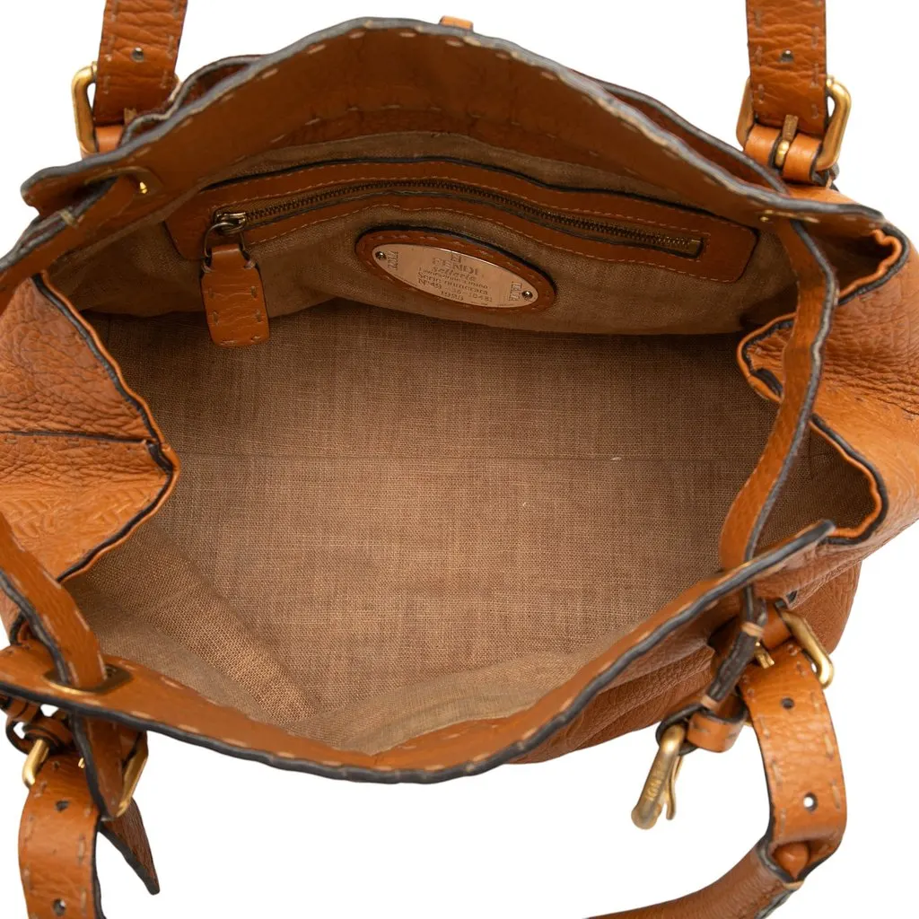 Fendi Large Leather Selleria Villa Borghese Tote Brown Leather Very good - Model View