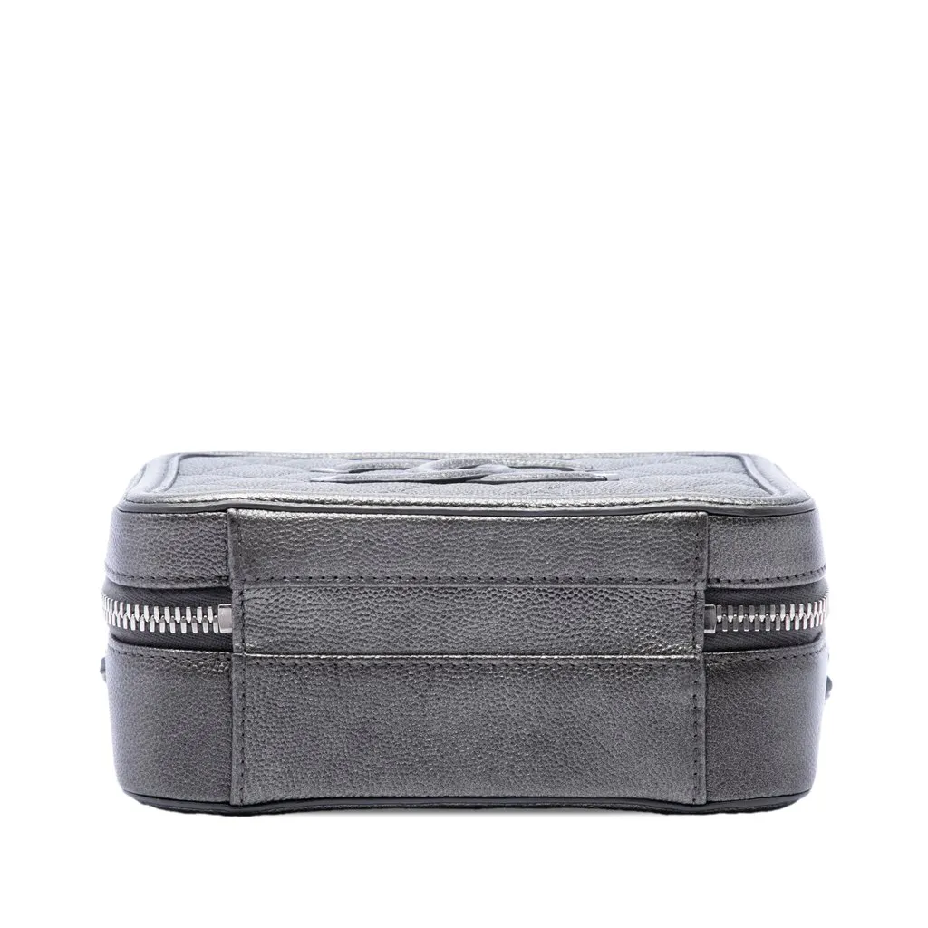 Chanel Small Metallic Caviar CC Filigree Vanity Case Grey Leather Very good - Inside View