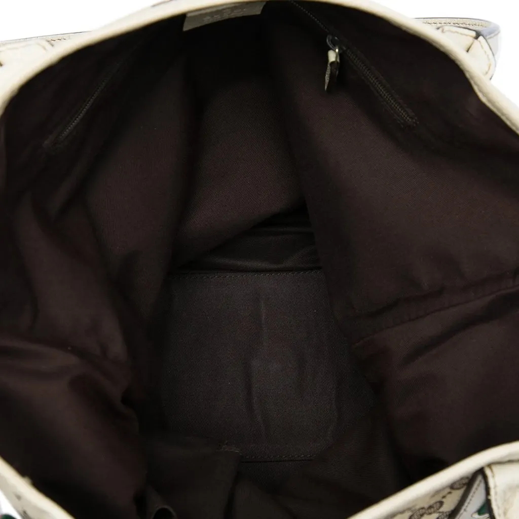 Gucci GG Canvas Princy Tote Beige Very good - Model View