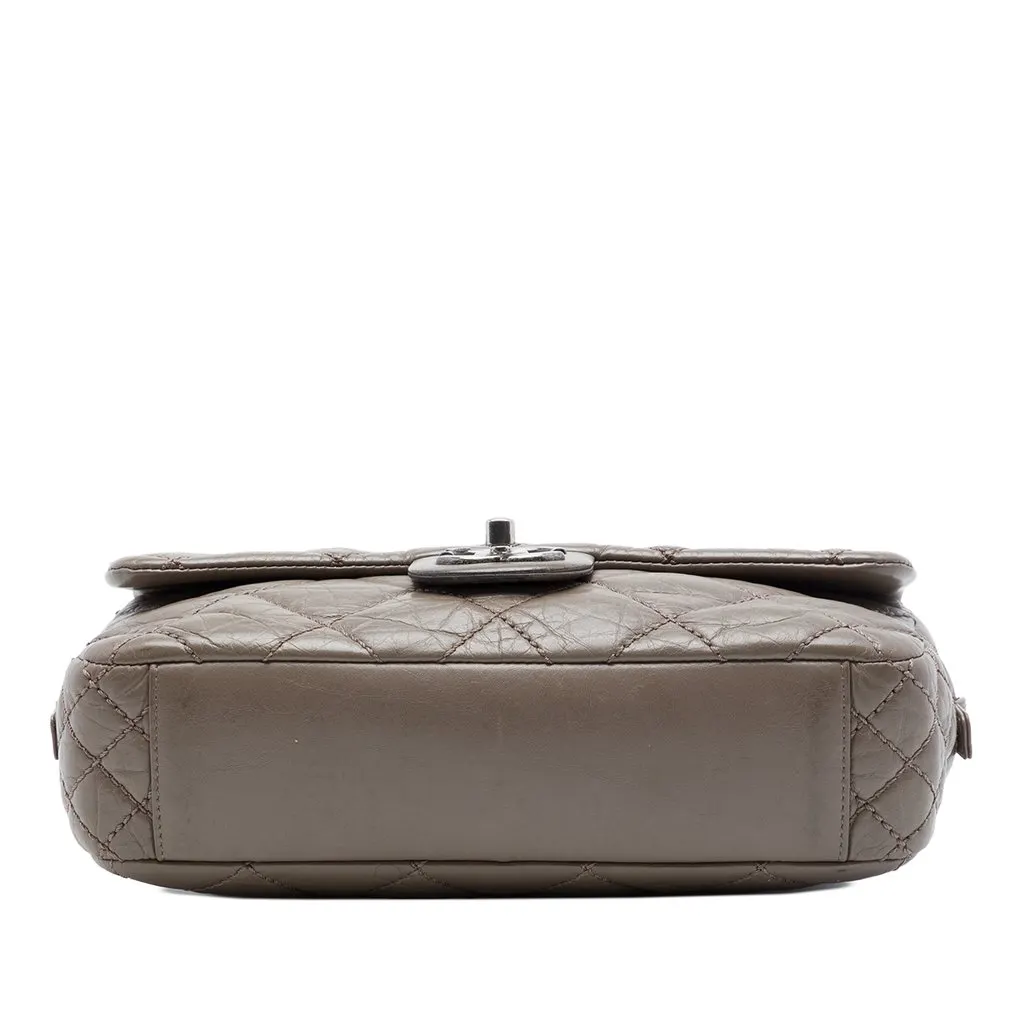 Chanel Medium Quilted Aged Calfskin Portobello Flap Brown Leather Very good - Inside View