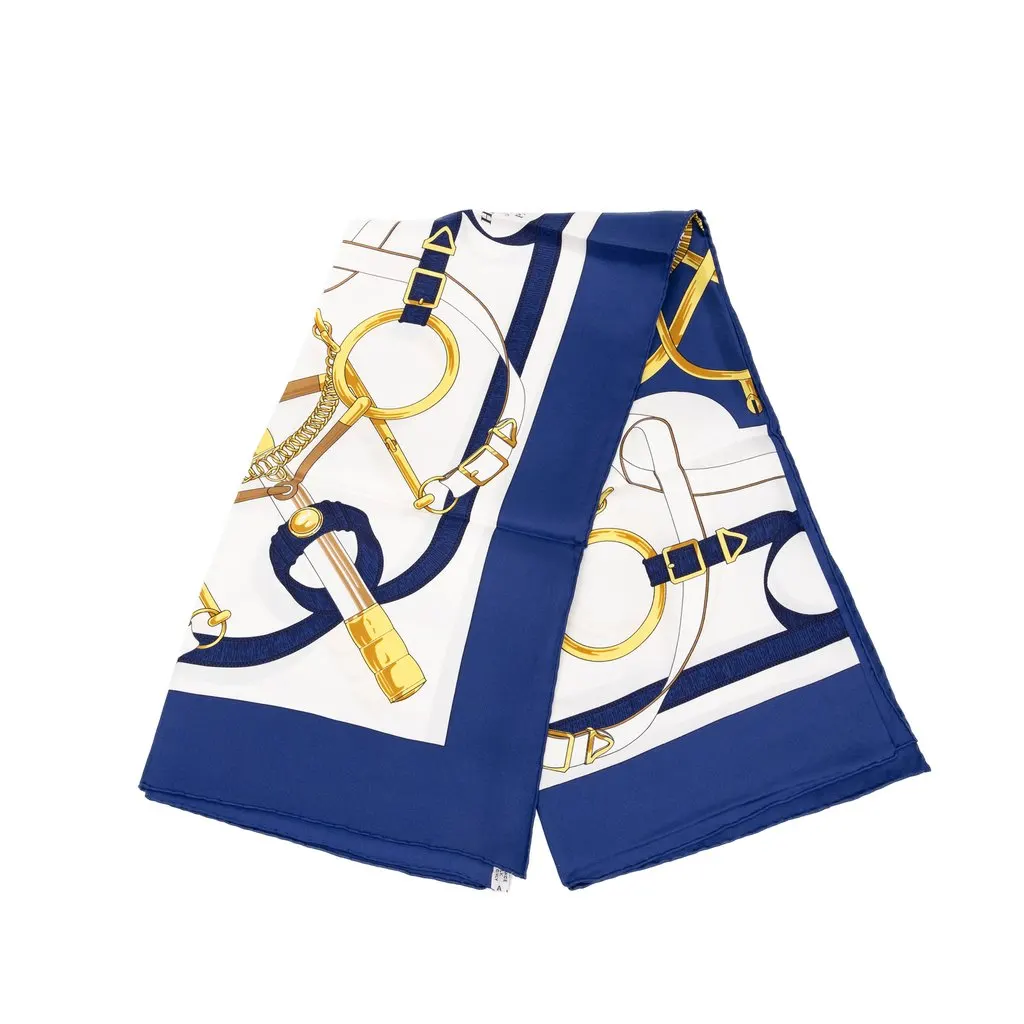 Hermès Eperon D Or Silk Scarf 90 White Silk Good - Front View