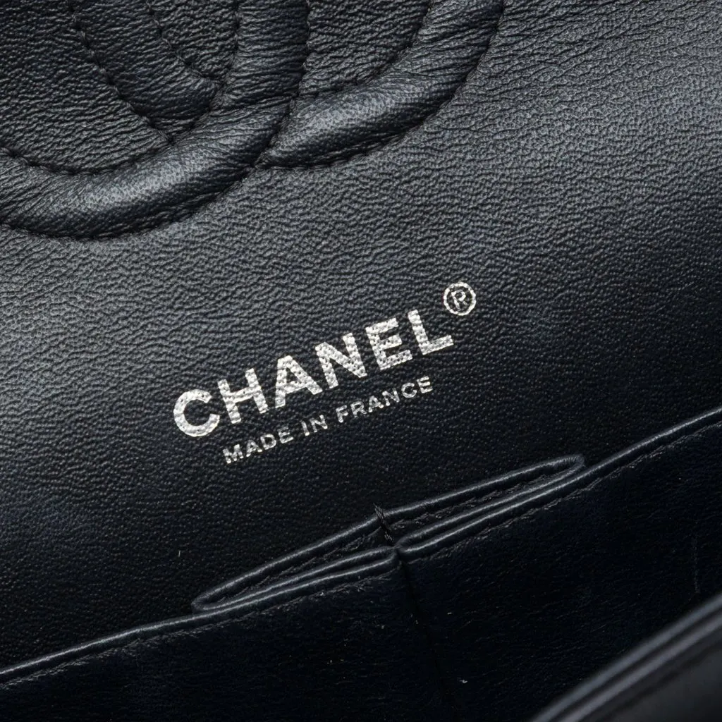 Chanel Medium Classic Chevron Lambskin So Black Double Flap Black Leather Very good - Box View