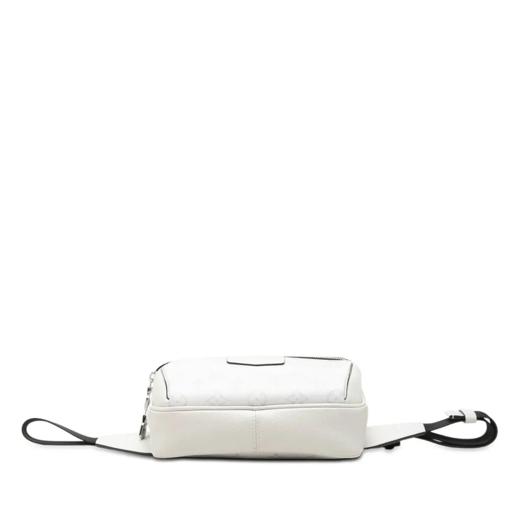 Louis Vuitton Monogram Taigarama Outdoor Bumbag White Very good - Inside View