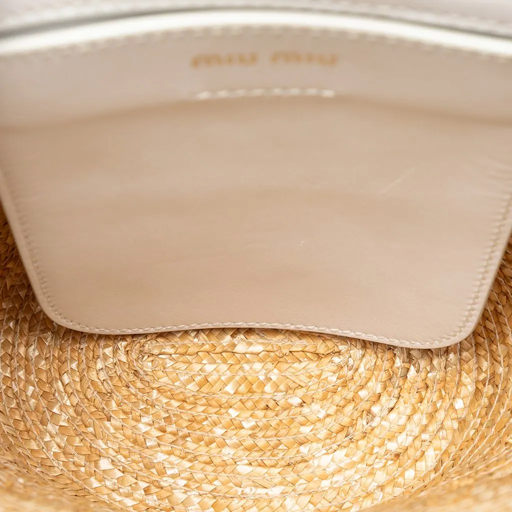 Miu Miu Wicker Crystal Fringe Bucket Bag Beige Very good - Model View