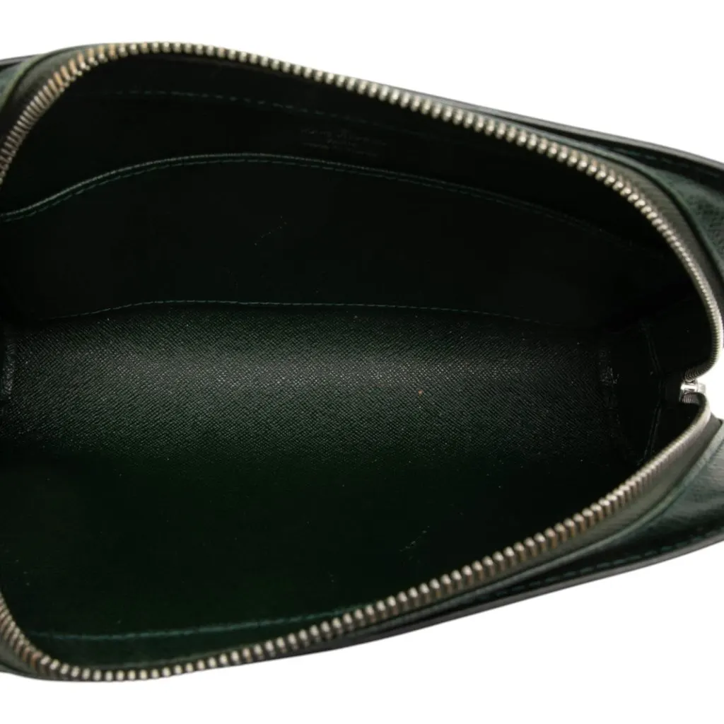 Louis Vuitton Taiga Pochette Baikal Green Leather Good - Model View