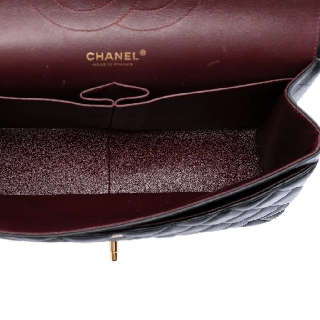 Chanel Jumbo Classic Lambskin Double Flap Black Leather Very good - Model View