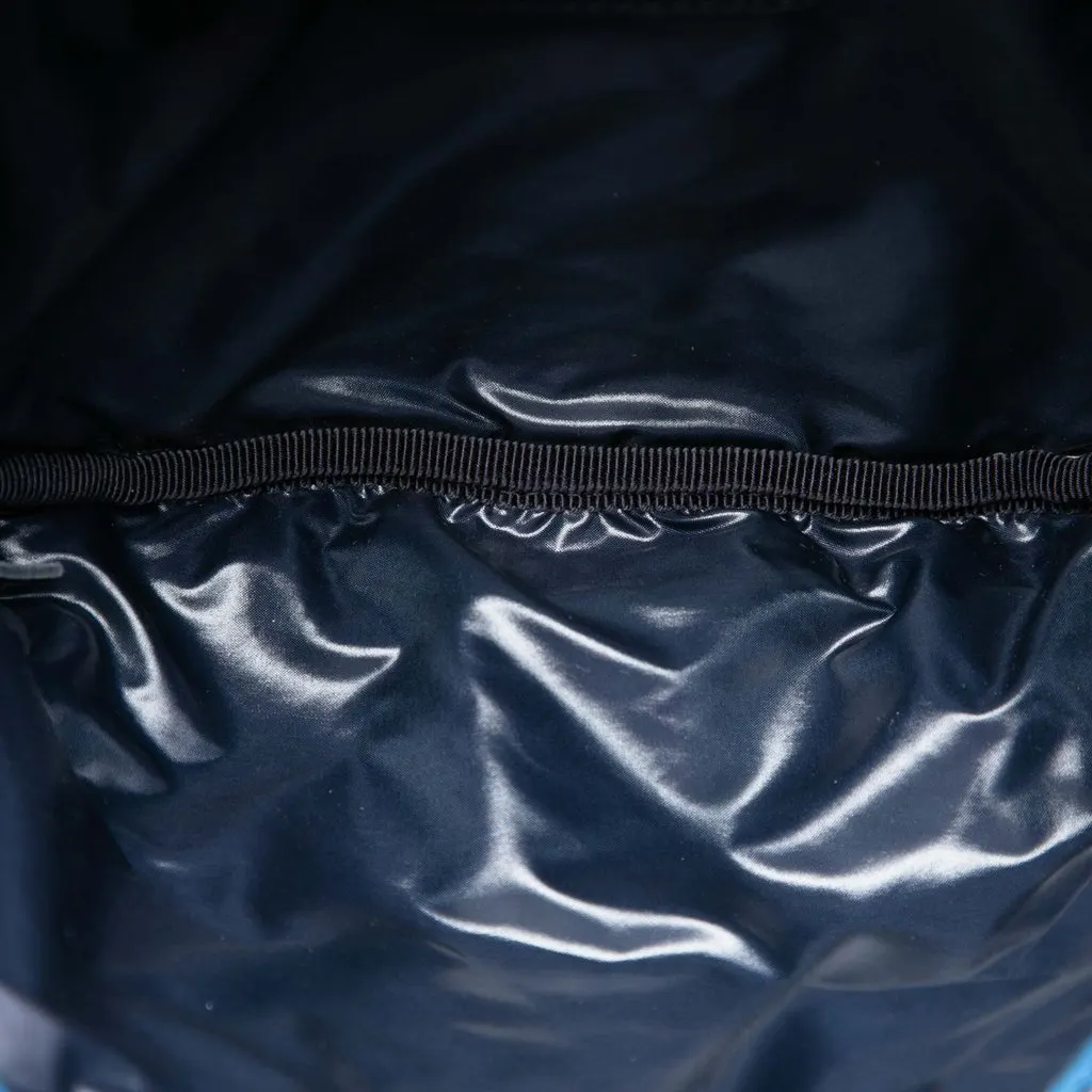 Chanel Tweed and Stitched Calfskin Convertible Waist Bag Blue Very good - Model View