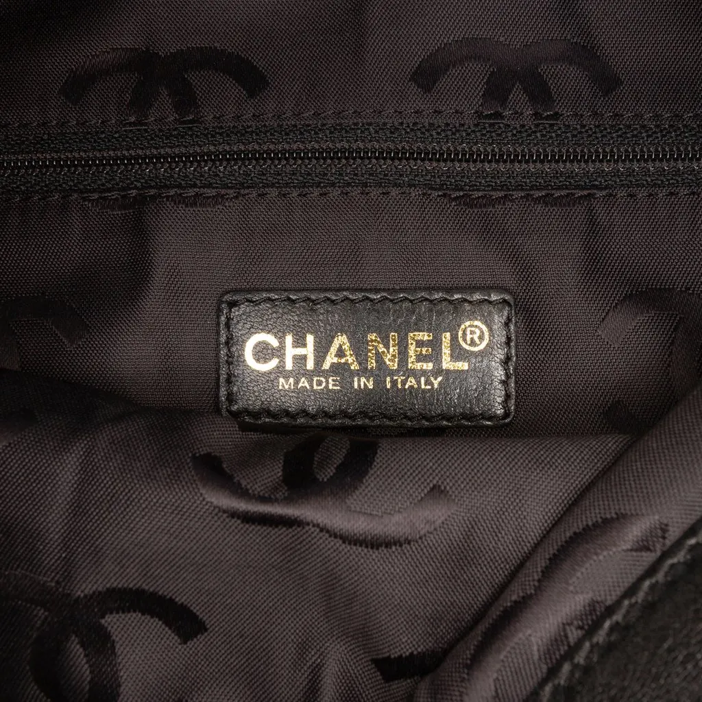 Chanel CC Chocolate Bar Lambskin Fold Down Envelope Shoulder Bag Black Leather Very good - Box View