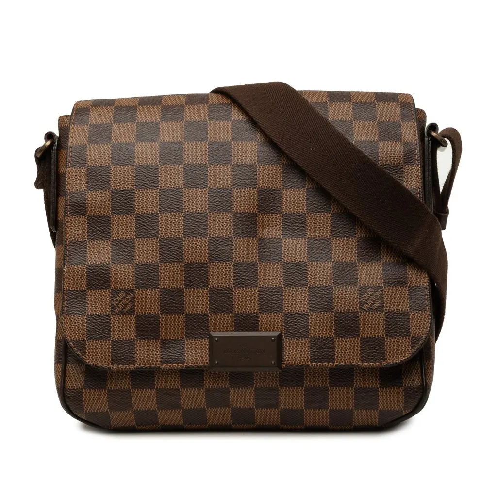 Louis Vuitton Damier Ebene District PM Brown Very good - Front View